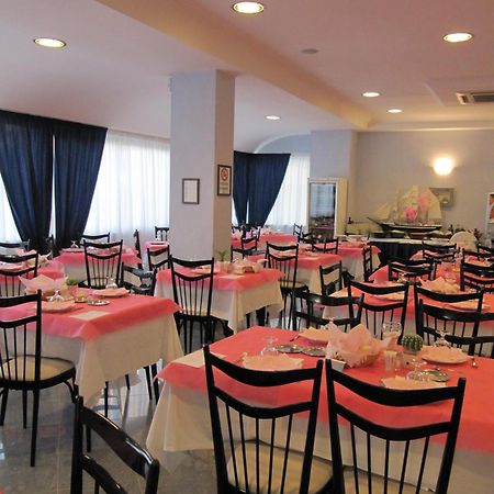 Hotel Monti Rimini Eksteriør billede