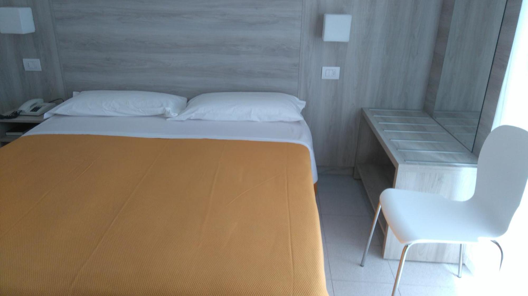 Hotel Monti Rimini Eksteriør billede