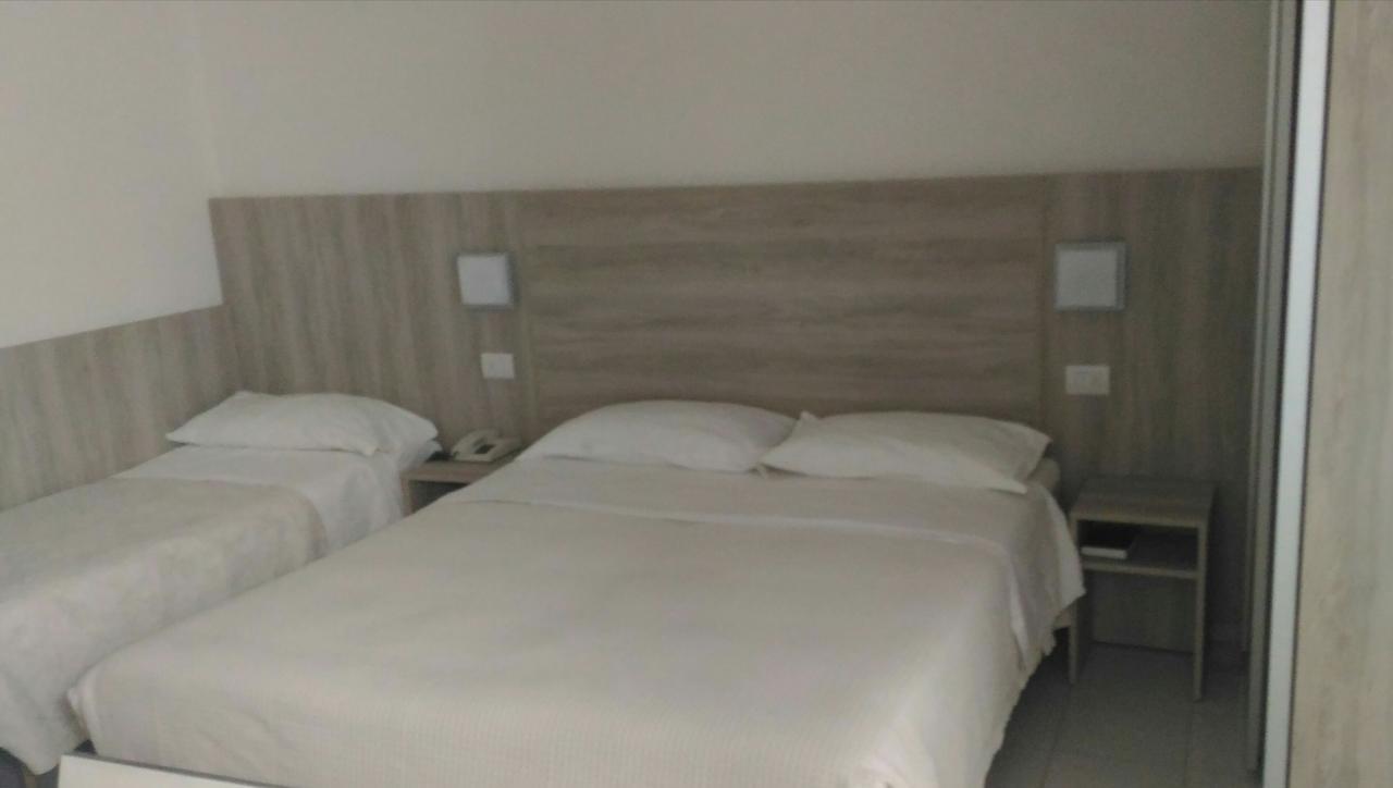 Hotel Monti Rimini Eksteriør billede